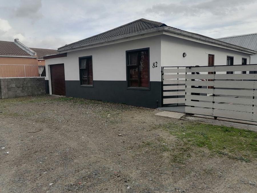  Bedroom Property for Sale in Hagley Western Cape